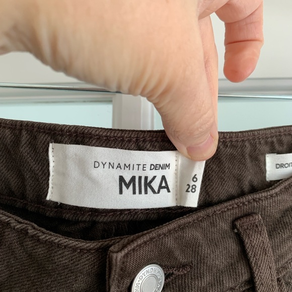 Dynamite Mika Relaxed Straight Leg Jeans in Brown 28/6R - Picture 5 of 7